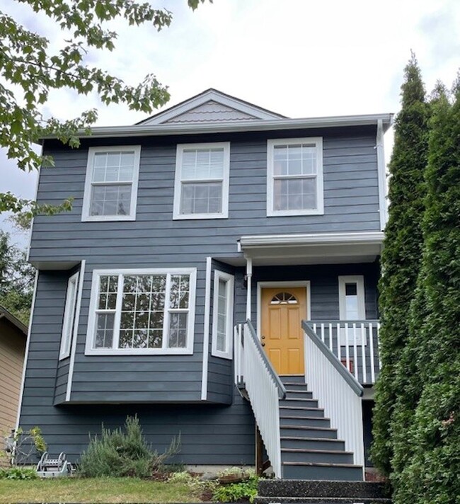 Primary Photo - 1412 Sweetbay Dr