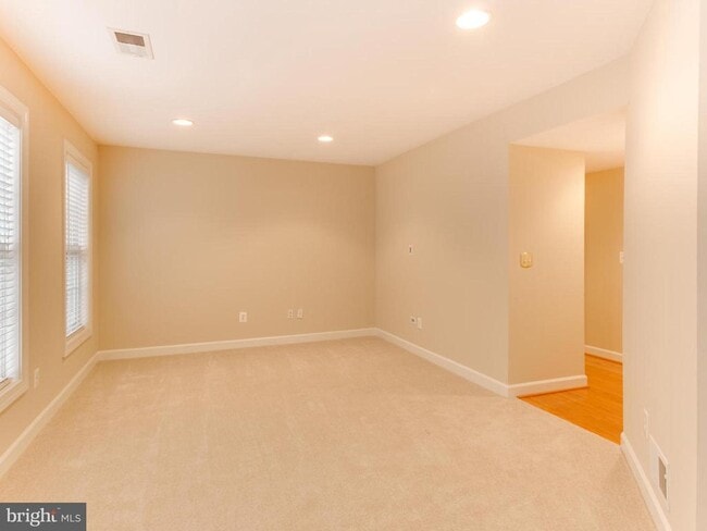 Building Photo - 43802 Bent Creek Terrace