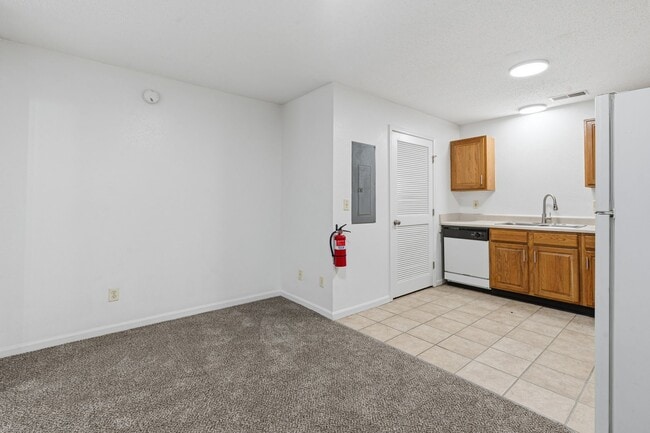 Building Photo - 111 Commercial