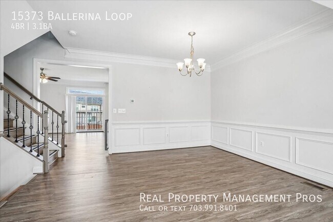 Building Photo - 15373 Ballerina Lp