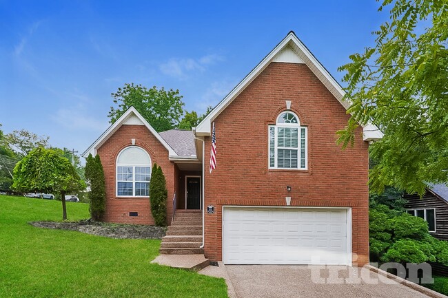 Building Photo - 101 Bentree Dr