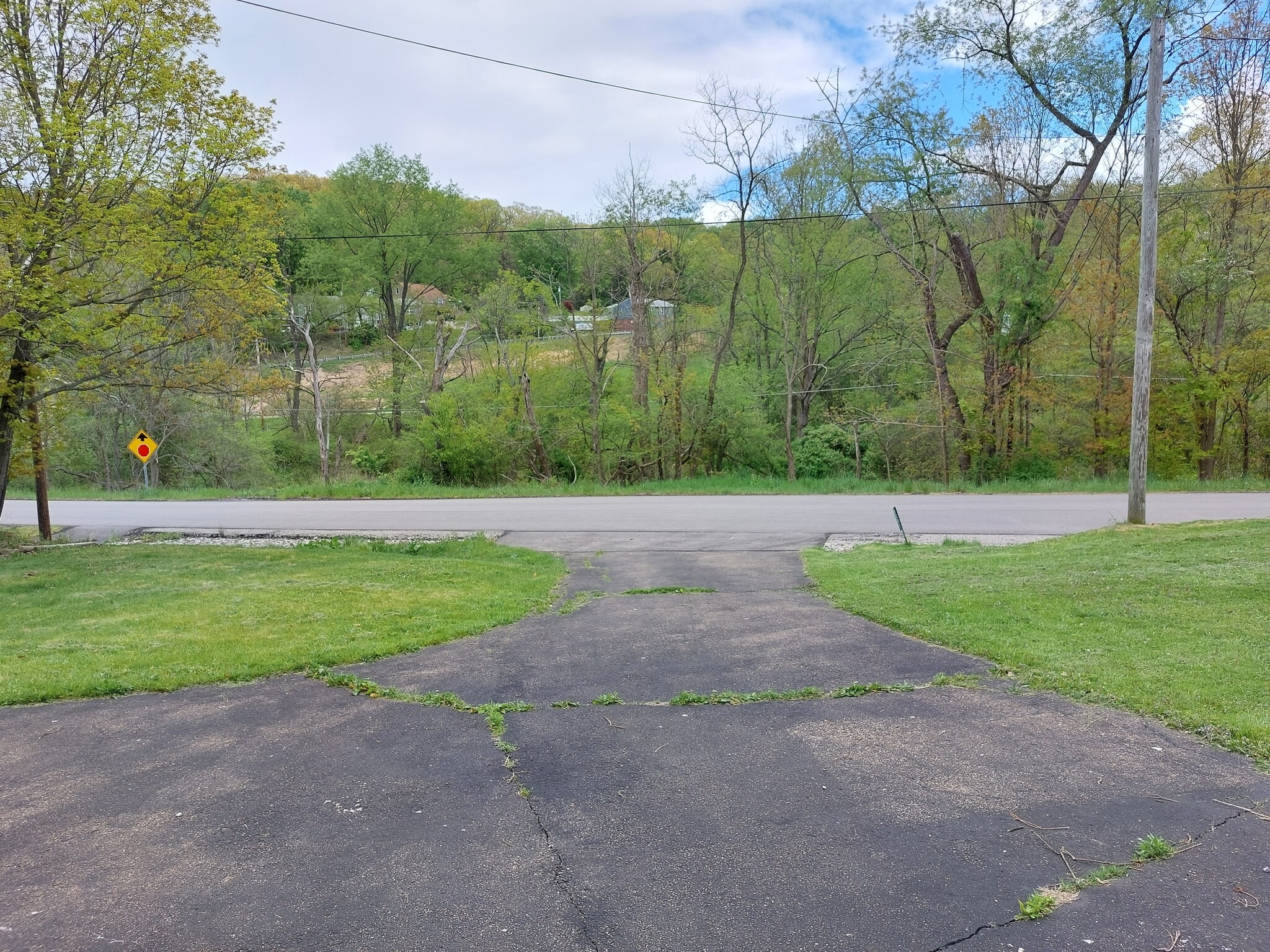 View from front of Unit A and B - 6201 Garvers Ferry Rd