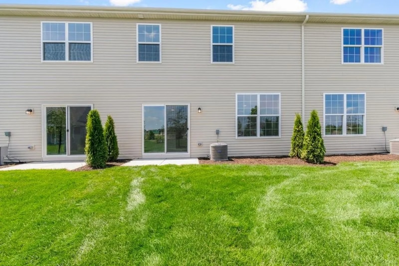 Building Photo - 14153 Magnolia St