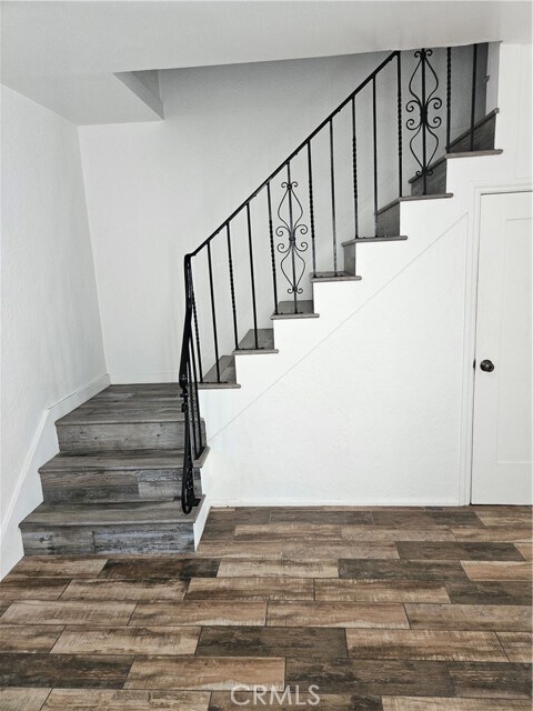 Building Photo - 1309 S Woods Ave