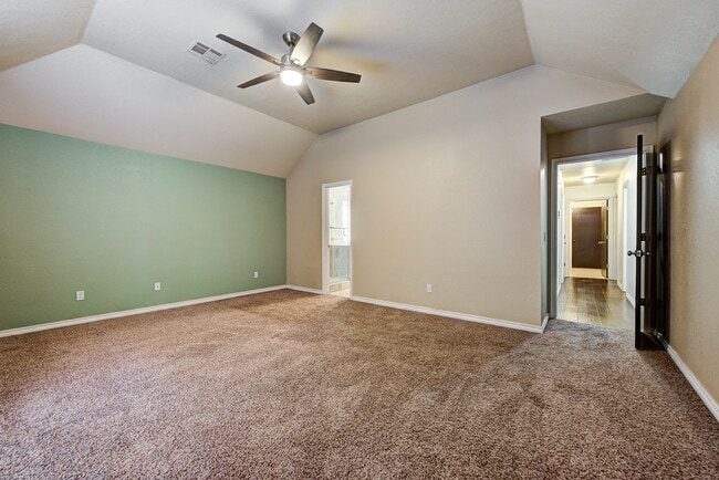 Building Photo - 2908 Glasgow Dr