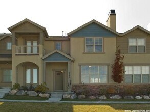 Building Photo - 4-Bedroom Herriman Townhome w/2-car Garage