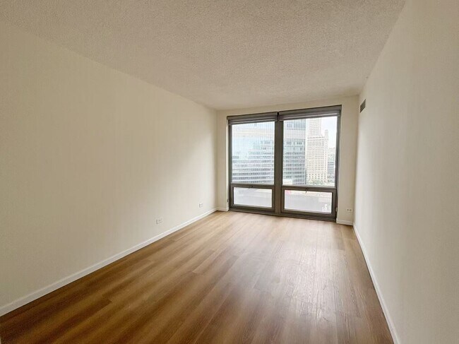 Building Photo - 440 N Wabash Ave