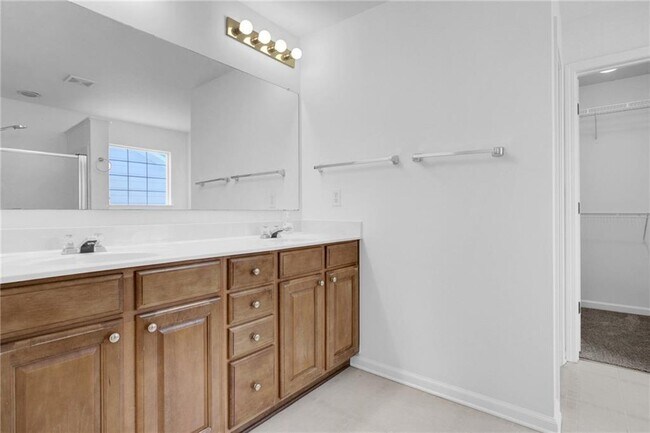 Building Photo - 1471 Leisure Lake Ln