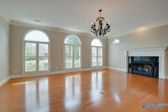 Building Photo - 3017 Brunswick Cir SE
