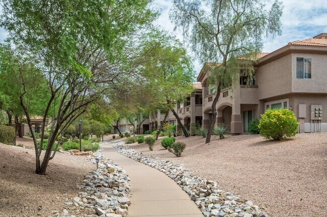 Building Photo - 14000 N 94th St