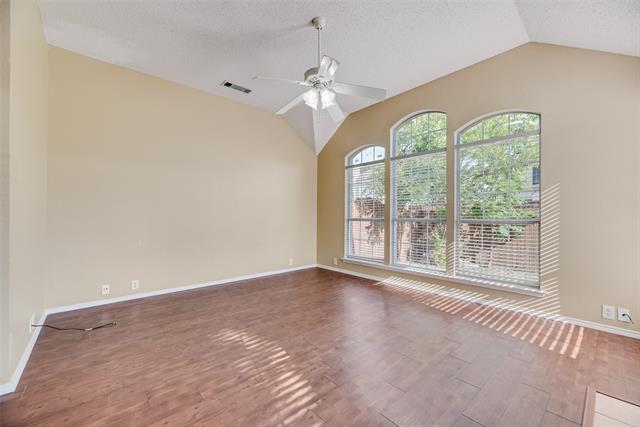 Building Photo - 10519 Camelot Dr