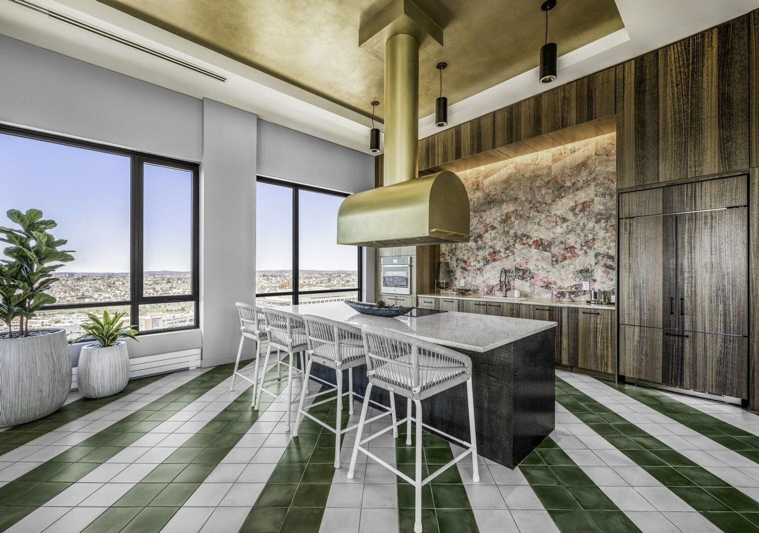 Building Photo - 485 Foley St