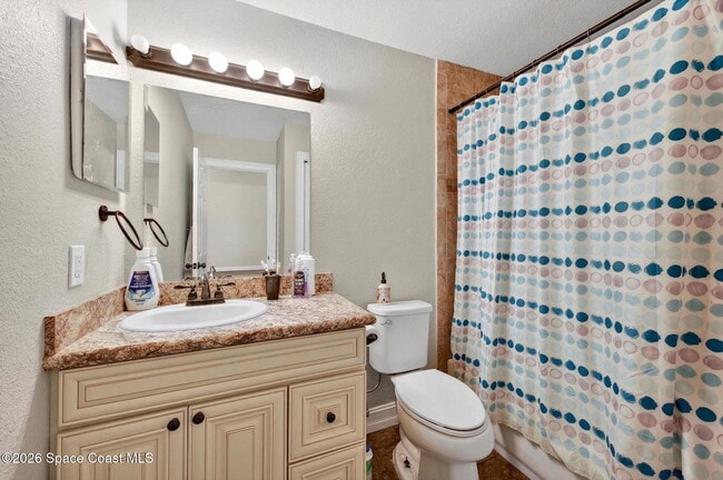 Building Photo - 377 Emerson Dr NW