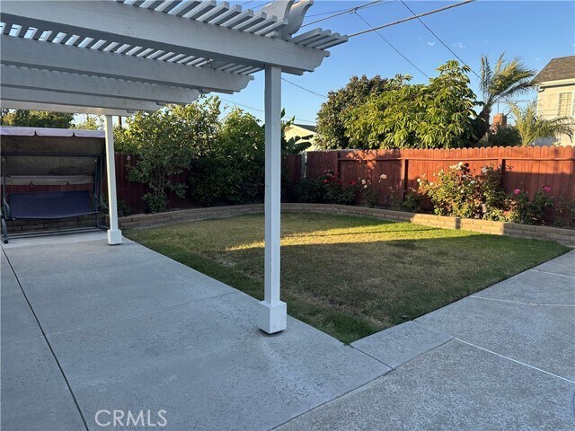 Building Photo - 16400 Dana Cir