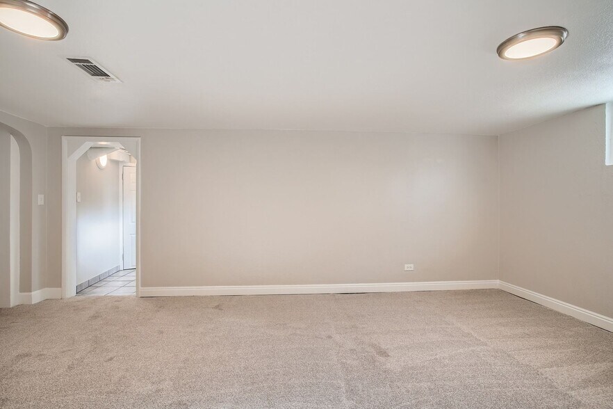 Building Photo - 4020 S Bannock St