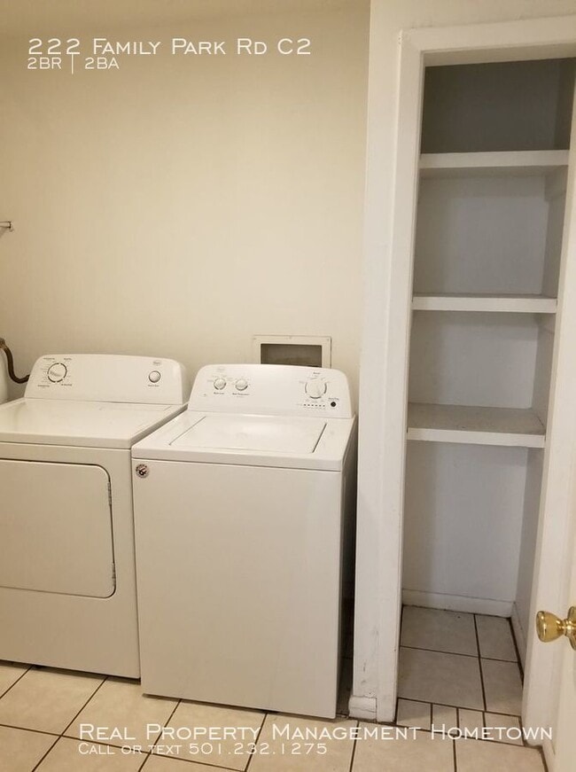 Building Photo - 222 Family Park Rd