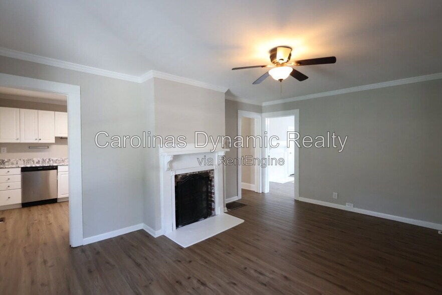 Building Photo - 651 Flint St