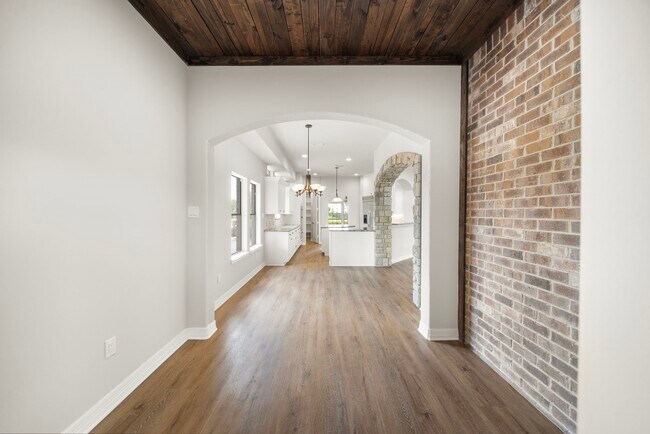 Building Photo - 2318 Avenue J