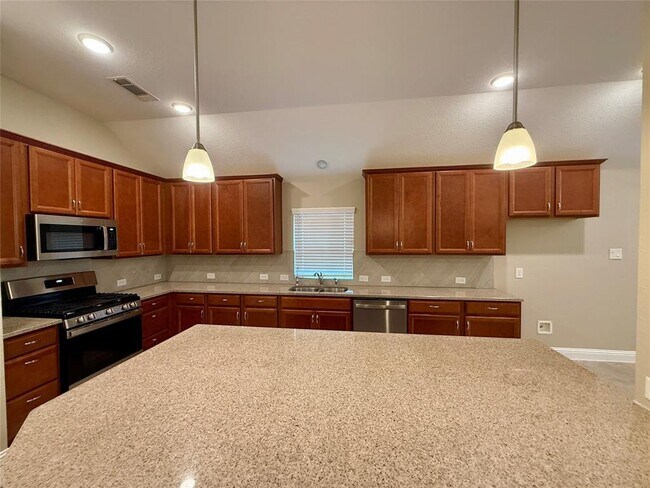 Building Photo - 18211 County Shores Ln