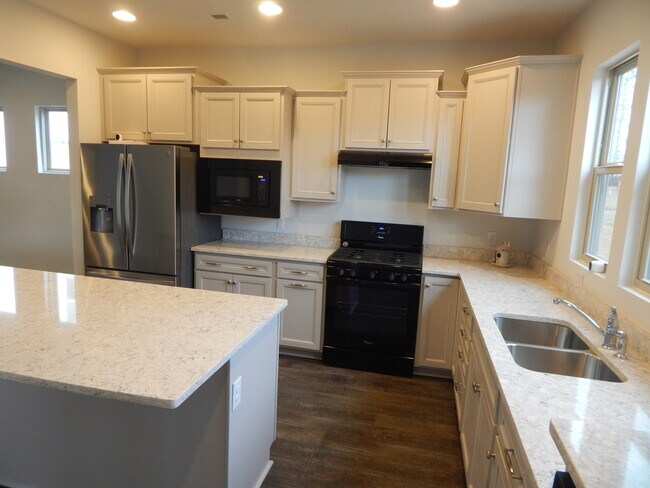 Building Photo - Beautiful home in Del Webb by Riverlights (55 and over community)