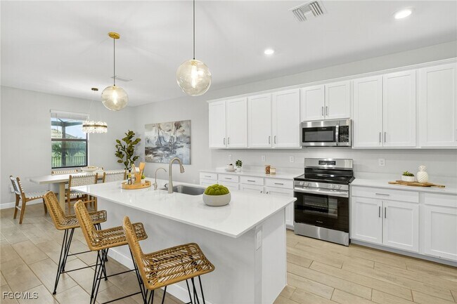 Building Photo - 11279 Canopy Loop