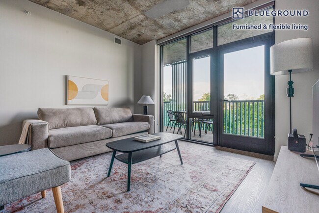 Building Photo - 3030 Potomac Ave