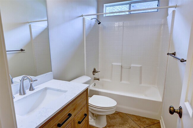 Building Photo - 12959 N Puffin Ln