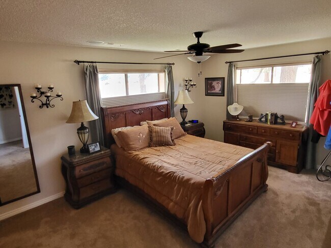 Building Photo - Short to Mid Term Leases - Fully Furnished Doney Park Home, Flexible lease options!