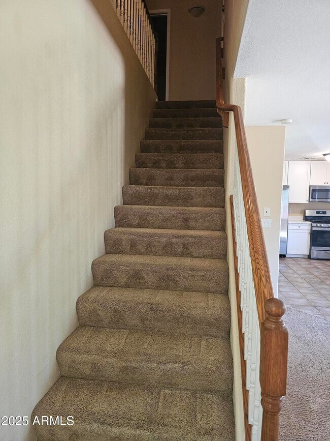 Building Photo - 42804 W Sunland Dr