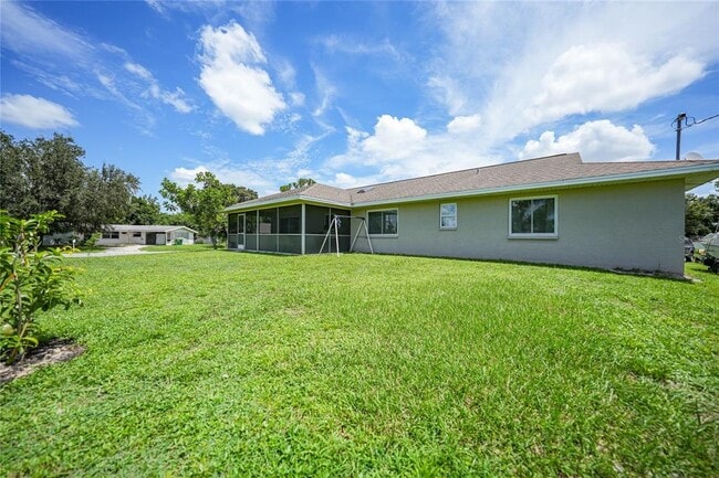 Building Photo - 590 Ridgewood St NW