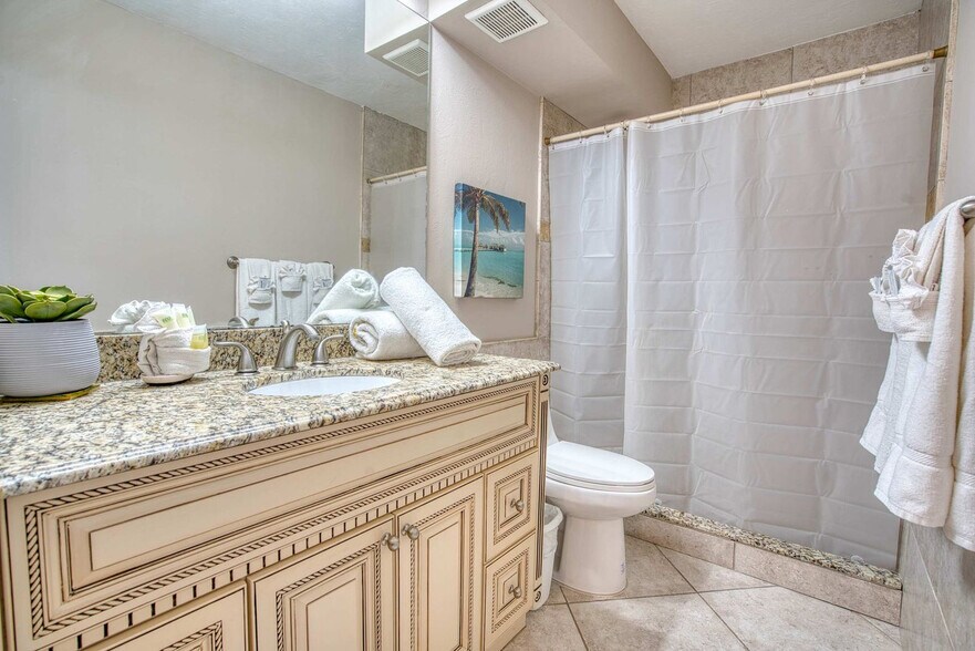 Building Photo - 27954 Hickory Blvd