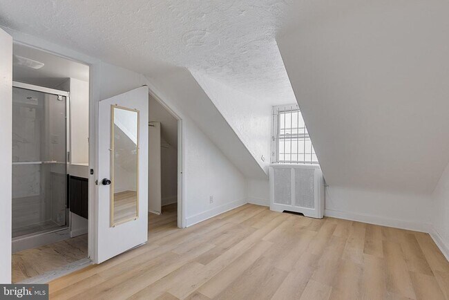 Building Photo - 1225 Spruce St