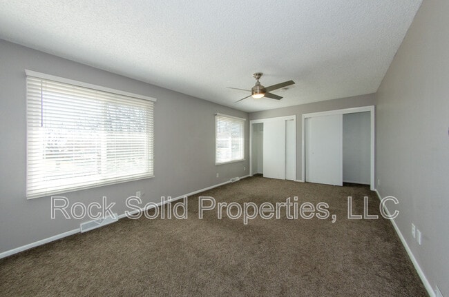 Building Photo - 5450 Atlantic Dr