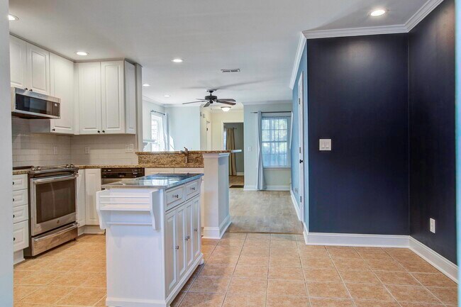 Building Photo - 1371 Cassidy Ct