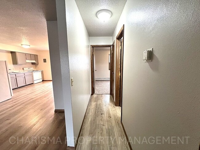 Building Photo - 2 BD - WHEN LOCATION, COMMUNITY AND PRICE ...