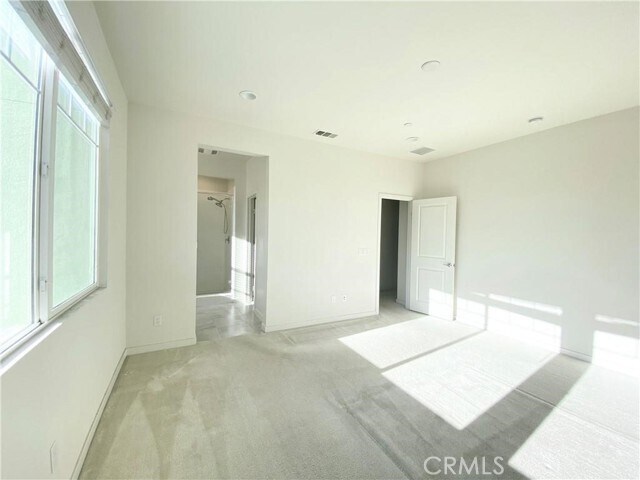 Building Photo - 582 Cultivate