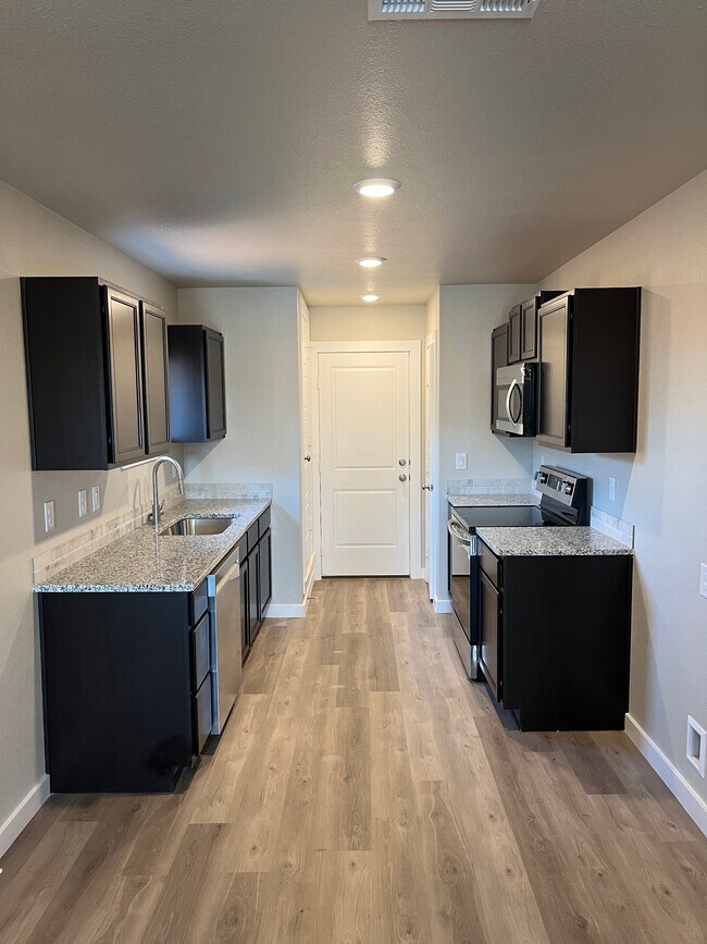 Building Photo - 1207 Bajada St.