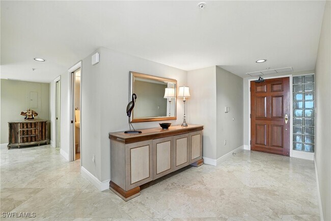 Building Photo - 20 Seagate Dr