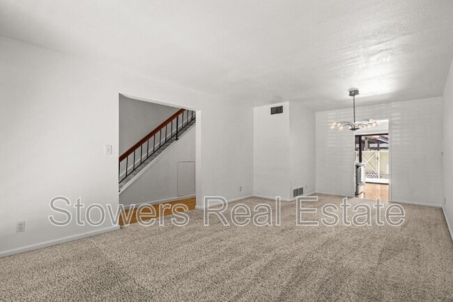 Building Photo - 1714 Parkside Dr