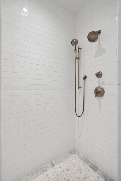 Building Photo - 1226 Adams St