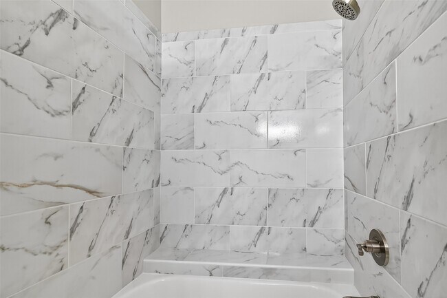 Building Photo - 3111 Timber View Dr