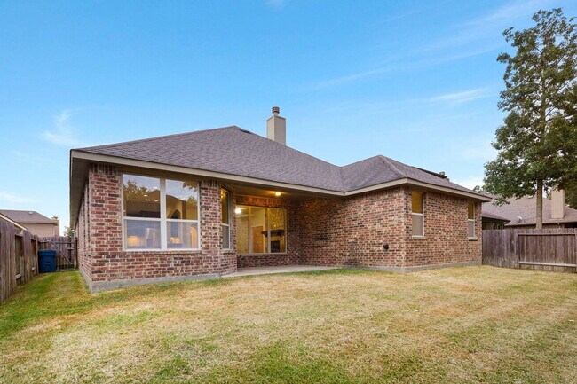 Building Photo - 115 Meadow Valley Dr