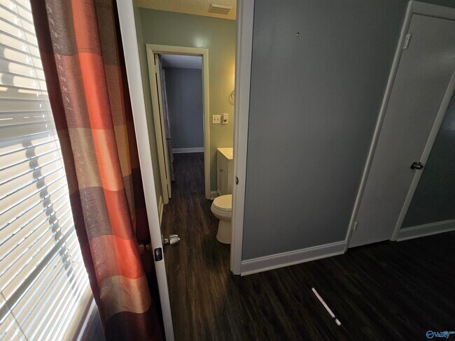 Building Photo - 159 Mallard Dr