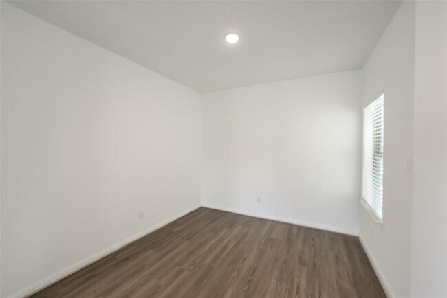 Building Photo - 11611 Moltere Dr