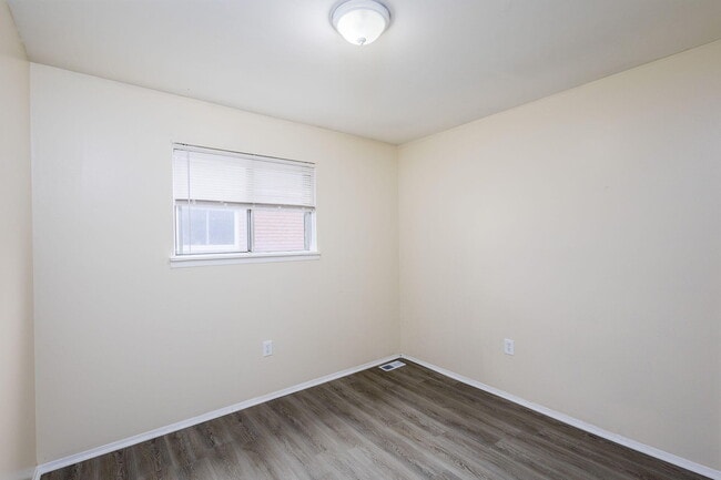 Building Photo - 11203 Toepfer Rd