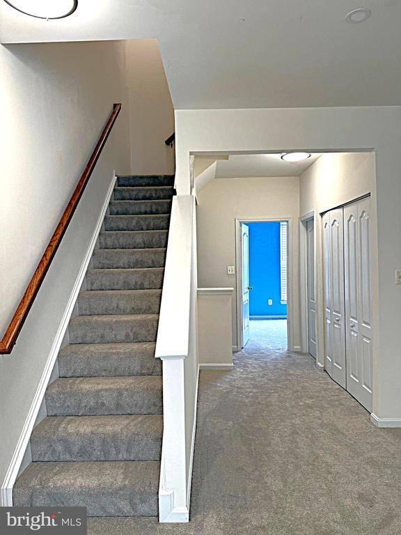 Building Photo - 13129 Park Crescent Cir