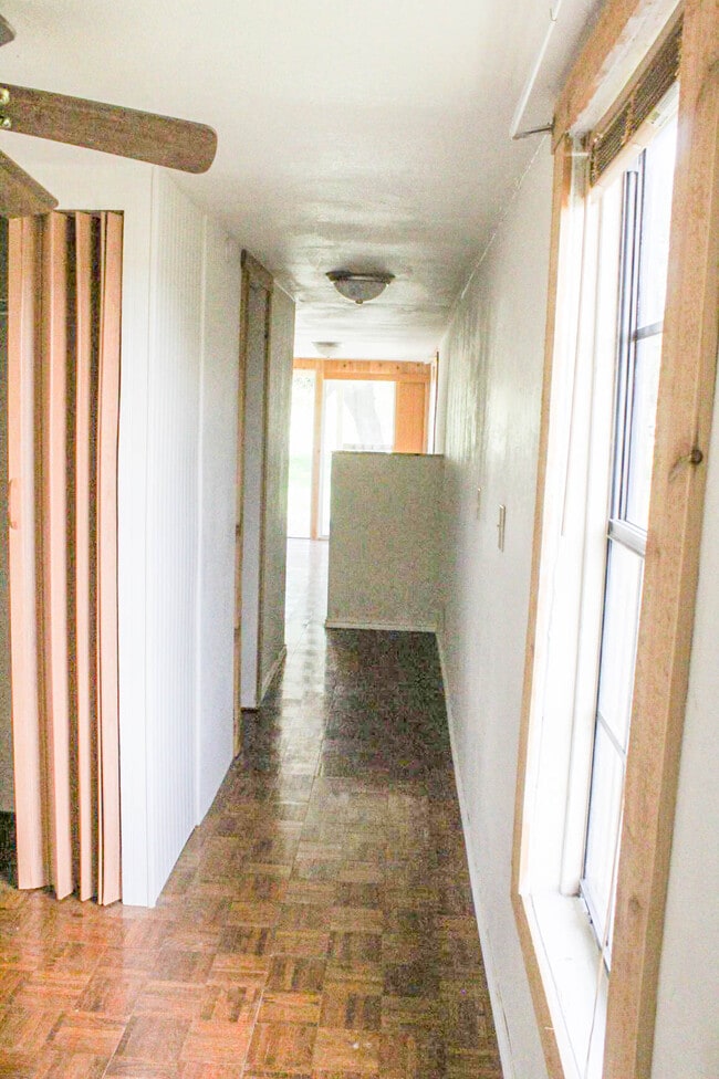 Building Photo - 106 Private Rd 7741