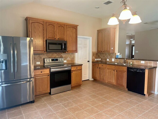 Building Photo - 1112 Mule Deer Rd
