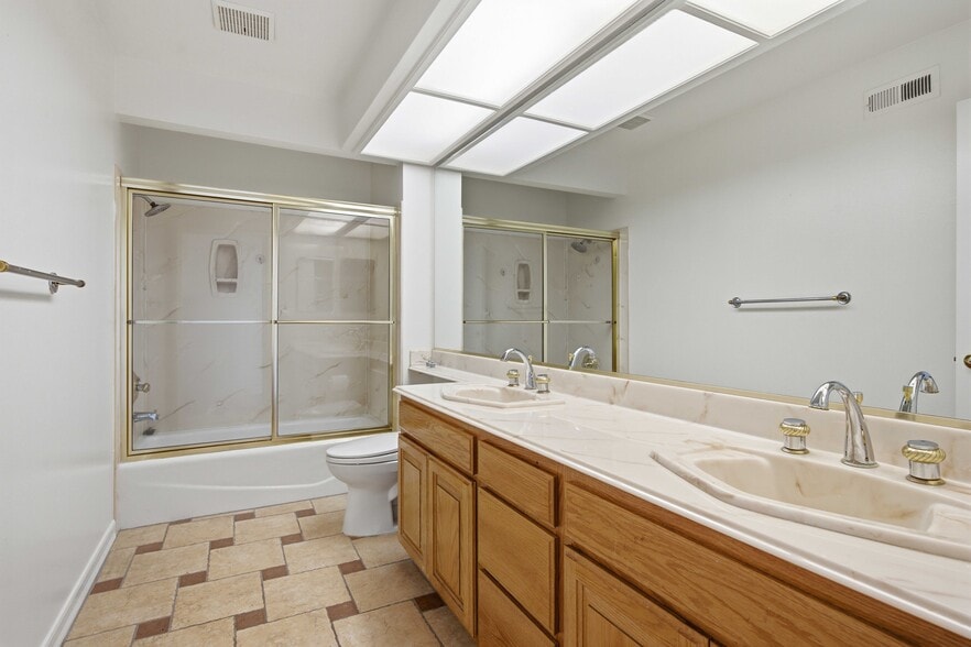 Building Photo - 19808 Winged Foot Way