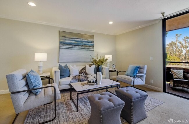 Building Photo - 1210 Bellevue Ave